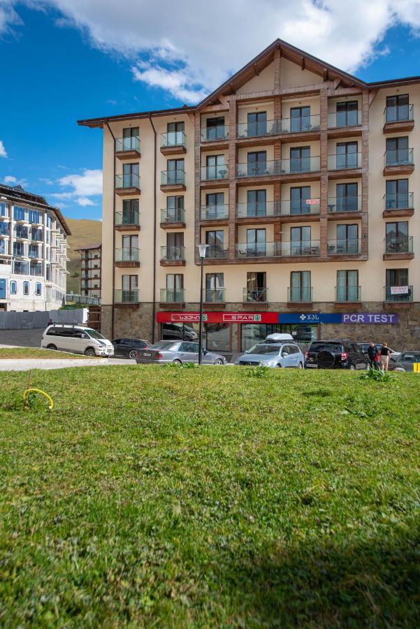 Very Fast Wifi And Own Park Place!! Gudauri Esterno foto