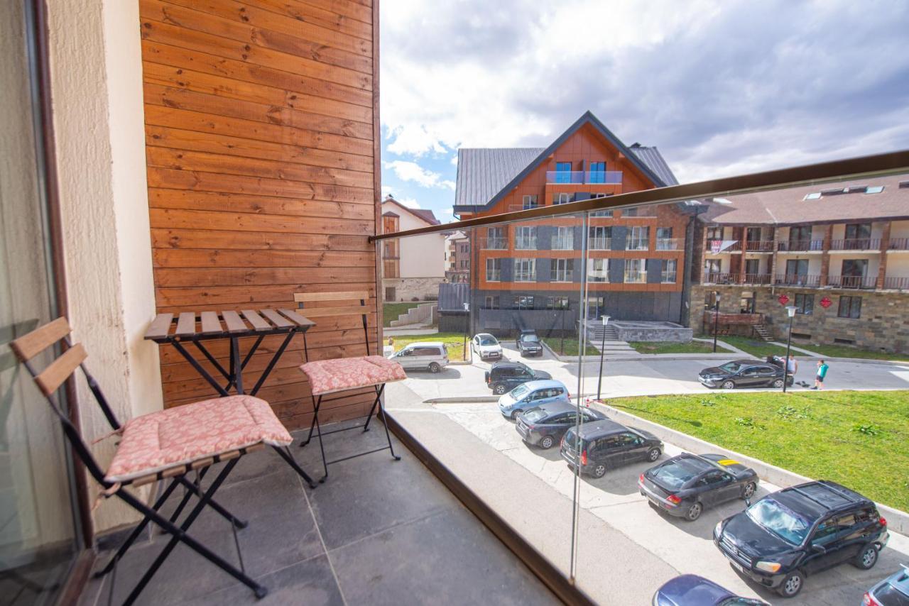 Very Fast Wifi And Own Park Place!! Gudauri Esterno foto